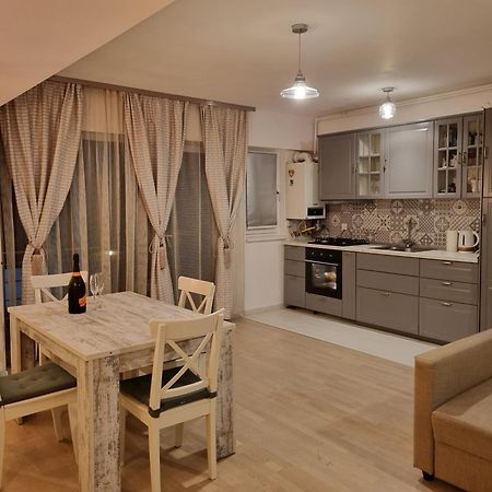 Park Residence 5, 2 Bedroom Apartment Букурещ Екстериор снимка