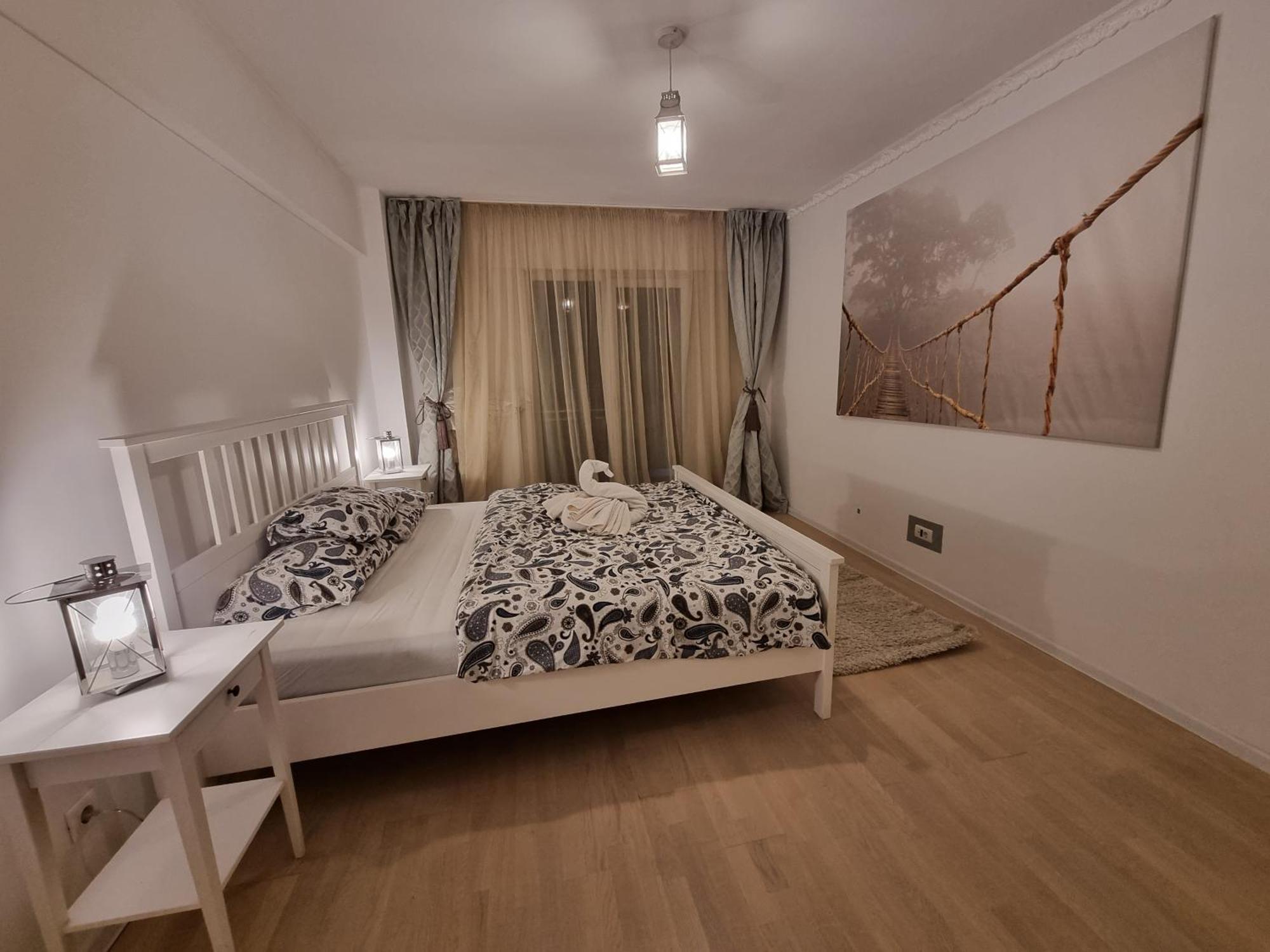 Park Residence 5, 2 Bedroom Apartment Букурещ Екстериор снимка