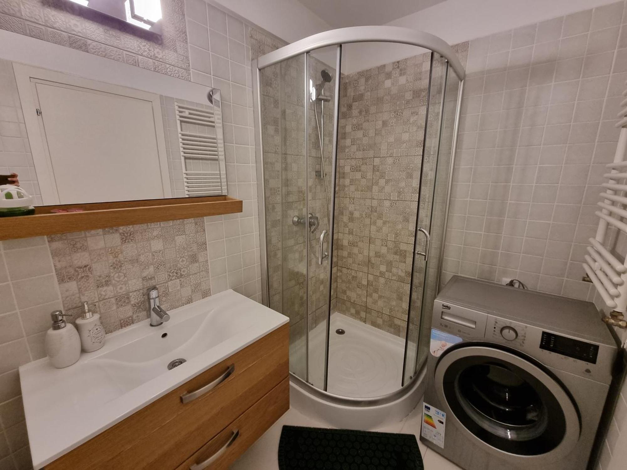 Park Residence 5, 2 Bedroom Apartment Букурещ Екстериор снимка