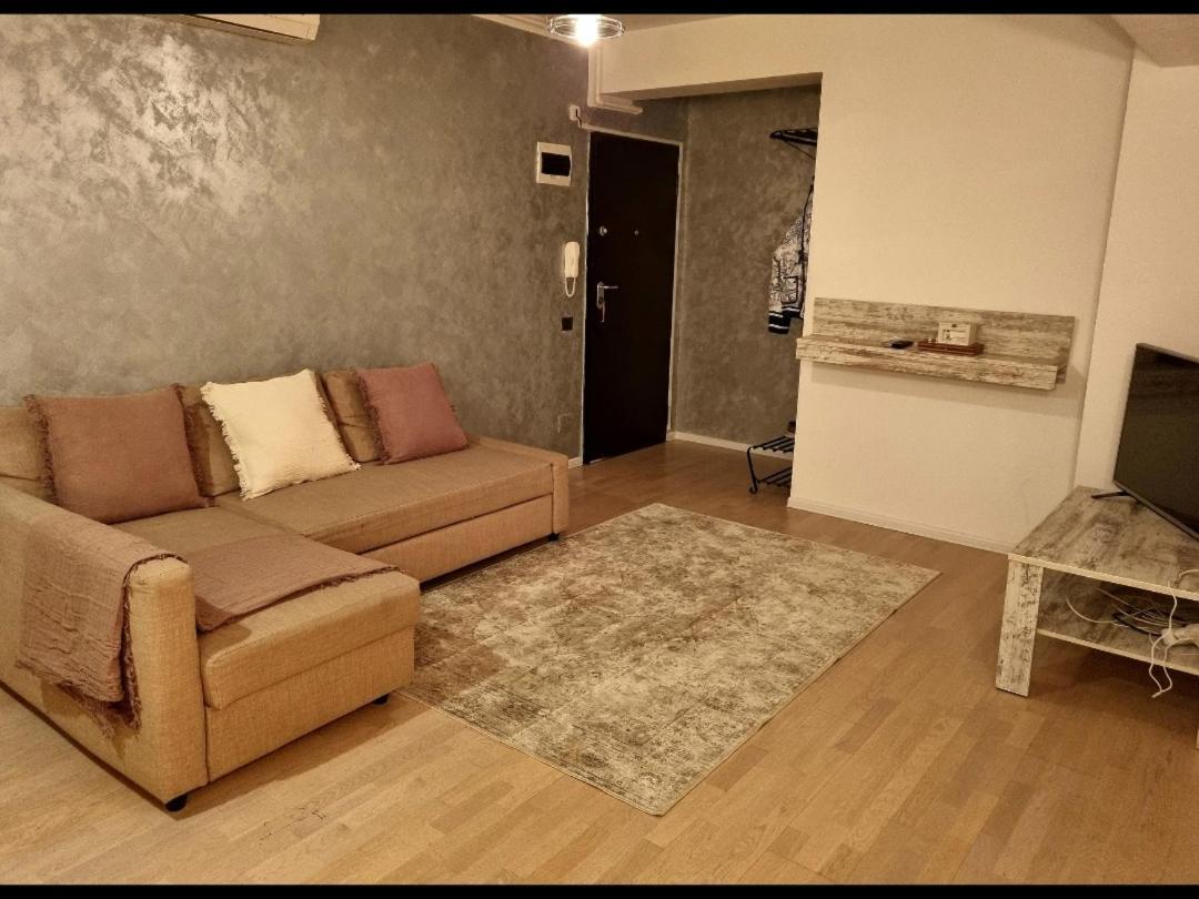 Park Residence 5, 2 Bedroom Apartment Букурещ Екстериор снимка
