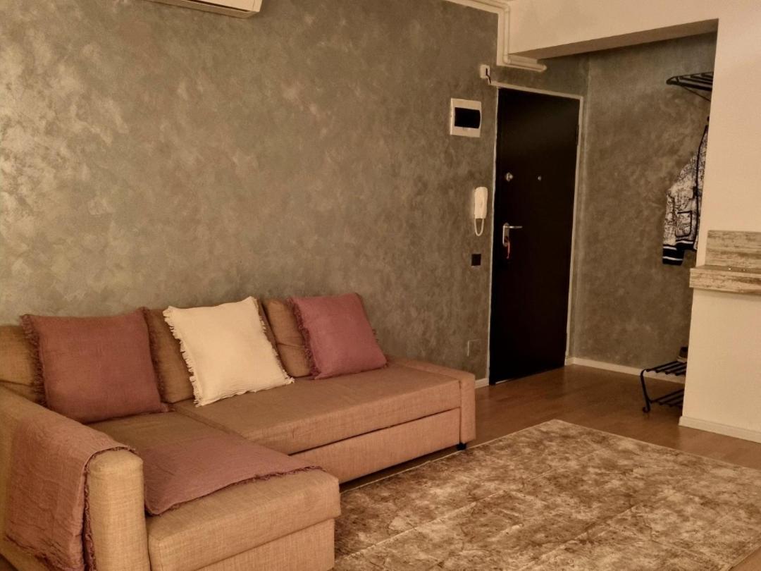 Park Residence 5, 2 Bedroom Apartment Букурещ Екстериор снимка